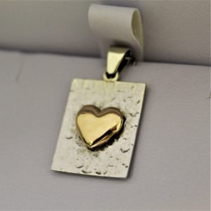 Gold heart pendant